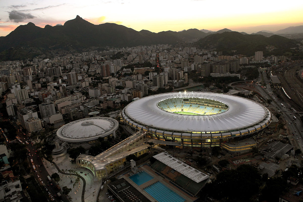 Quantos estádios de futebol tem o Brasil?