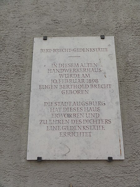 File:Augsburg Berthold Brecht 2013-05-01 (15).jpg