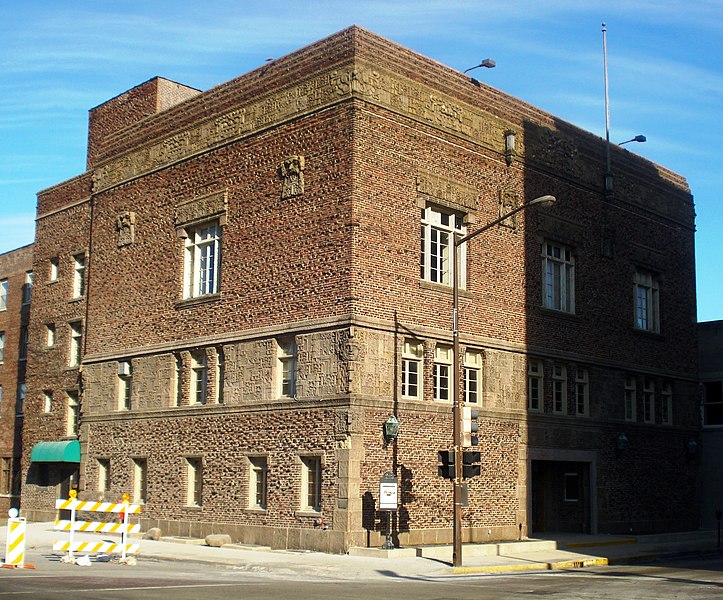 File:Aurora Elks Lodge No. 705.JPG