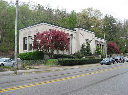 How to get to B F Jones Memorial Library with public transit - About the place