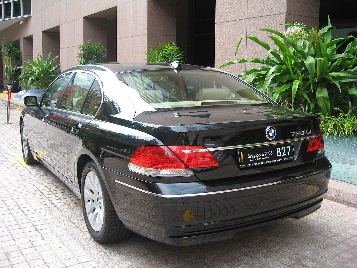 File Bmw 7 Series Rear S2006 Jpg Wikimedia Commons