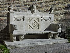 Soane's bench in Walpole Park. Image: Angelo Hornak. © Pitzhanger Manor & Gallery Trust