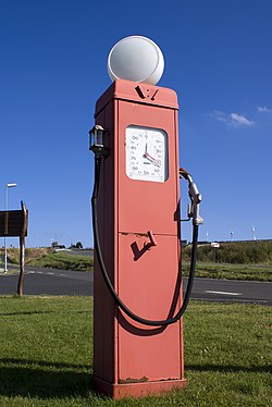 benzínová stanice - stojan