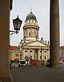 Berlin-Gendarmenmarkt-12-Konzerthaus-Franzoesischer Dom-2017-gje.jpg