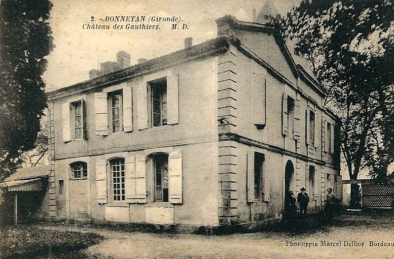 File:Bonnetan - château des Gauthiers.jpg