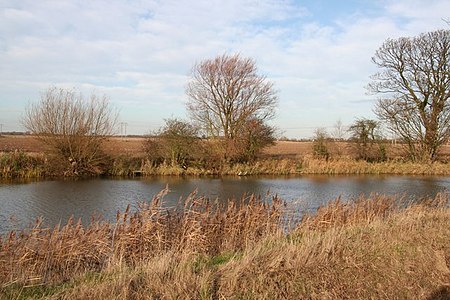 Fail:Brickpits_fishing_pond_-_geograph.org.uk_-_1054267.jpg