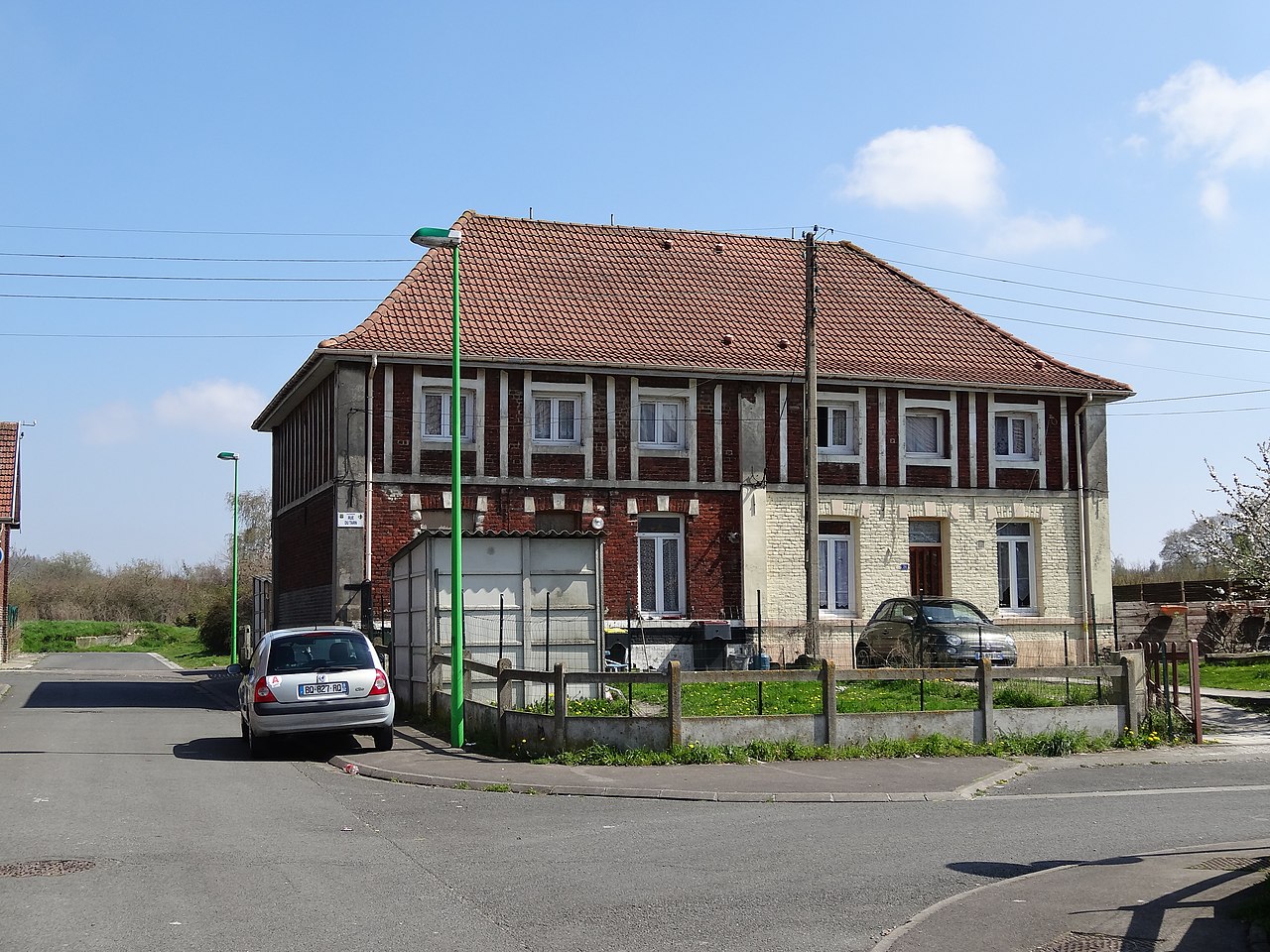 File:Bully-les-Mines et Mazingarbe 