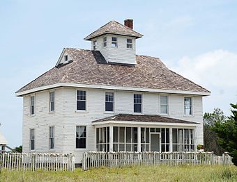 Cape Lookout Coast Guard Station - 2013-06 - 03.jpg