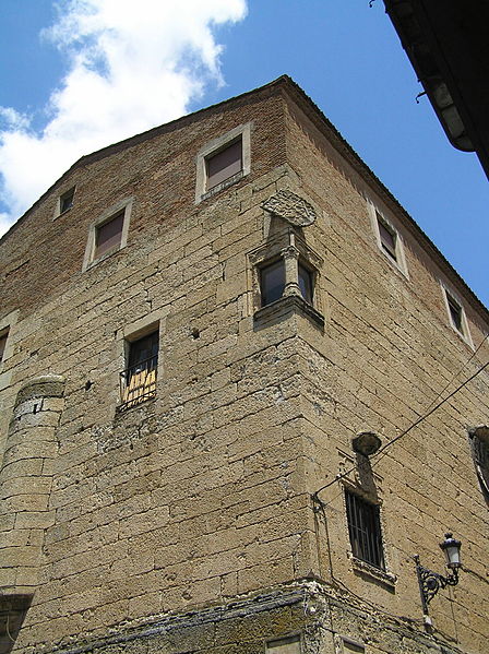 File:Casa de la cadena. Vista general.jpg