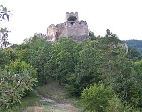 Havainnollinen kuva artikkelista Čabraď Castle