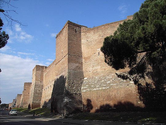 Celio - le mura tra porta san Sebastiano e porta Ardeatina 1974.JPG