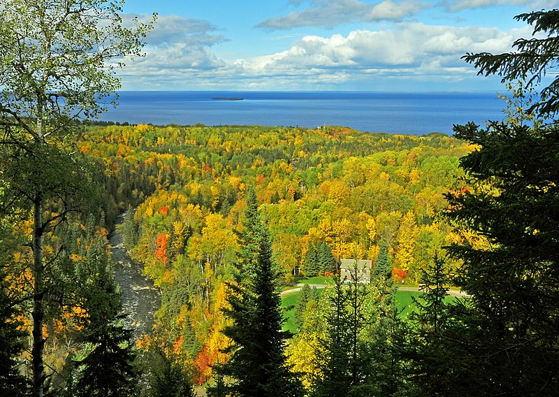 File:Chambord, Saguenay 13.jpg