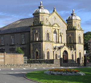 Chapel at Bontnewydd in 2005.jpg
