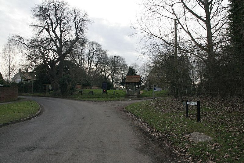 File:Church Hill - geograph.org.uk - 1701990.jpg