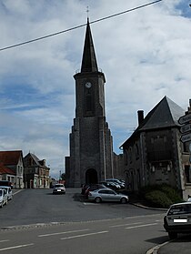 Croisilles (62) - Place de l'église.JPG