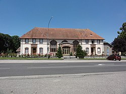 Domèvre-sur-Vezouze (M-et-M) mairie.jpg