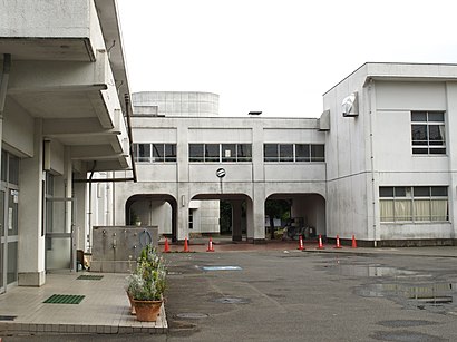 神奈川県立 荏田高等学校への交通機関を使った移動方法