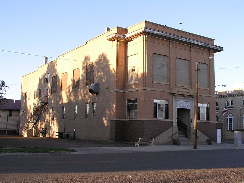 File:Elks Lodge -537, Miles City (281544556).jpg