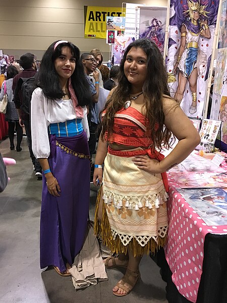 File:FXC17 Disney Esmerelda and Moana.jpg