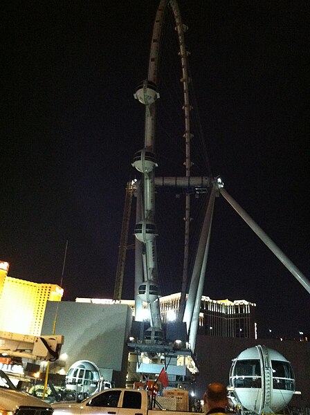 File:Ferris wheel in Las Vegas.jpg