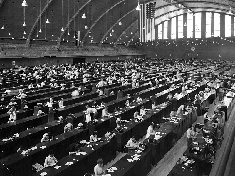 File:Fingerprinting at the federal armory during WWII — National Guard Amory, Fingerprinting Division, 92nd street, Washington, D.C. - 1945.jpg