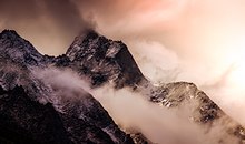 Zmrzlé hory - pohled z Passu Glacier Hunza.jpg