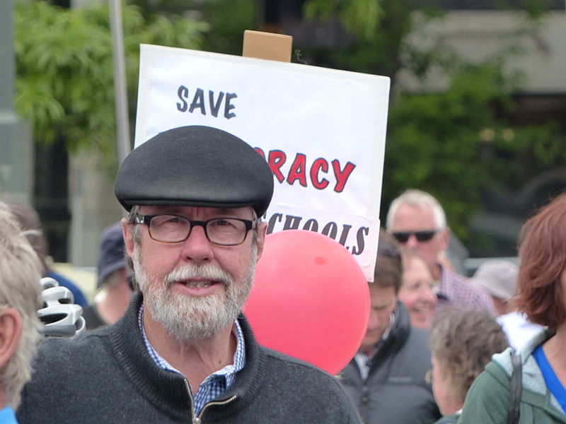 File:Garry Moore in Latimer Square.jpg