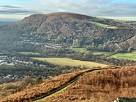 Garth Hill (geograph 6339048) .jpg