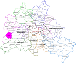 Stadsdelen Gatows läge i stadsdelsområdet Spandau i Berlin
