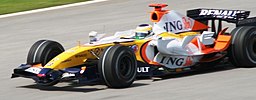 Giancarlo Fisichella driving for Renault at the 2007 Malaysian Grand Prix. Giancarlo Fisichella 2007 (crop).jpg