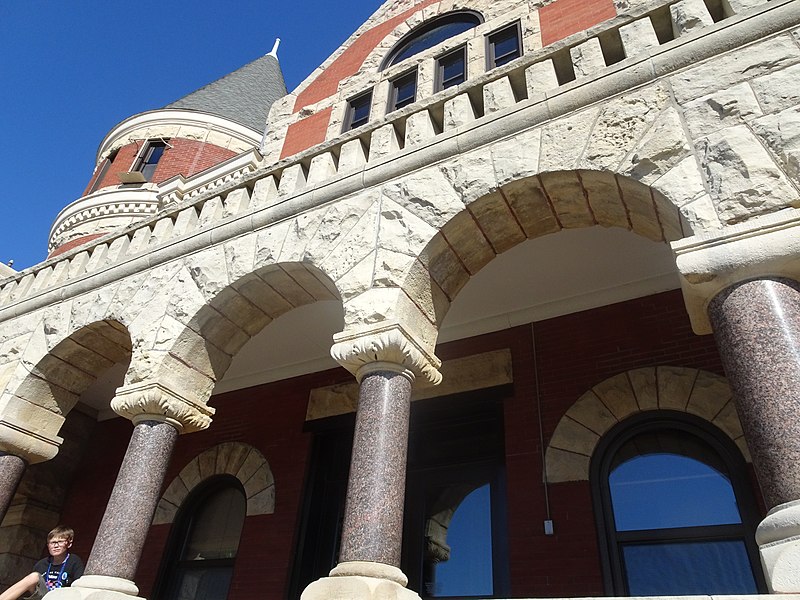 File:Green County Courthouse - panoramio - Corey Coyle (7).jpg