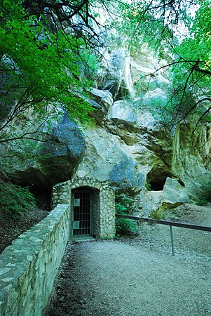 Entrance to the Turold Cave