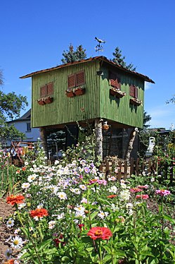 Hütte für die Kinder in Hohndorf ,Erzgebirgskres Sachsen.