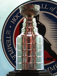 http://upload.wikimedia.org/wikipedia/commons/thumb/3/31/Hhof_stanley_cup.jpg/200px-Hhof_stanley_cup.jpg