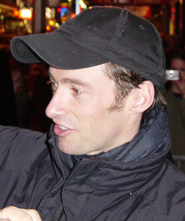 Jackman signing autographs for The Boy From Oz outside Broadway in 2003