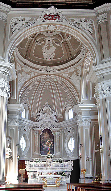 File:Interno San Nicola San Severo.jpg