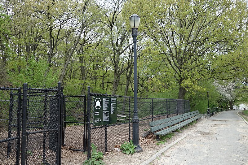 File:Inwood Hill Park td (2019-04-27) 144 - Homer's Dog Run.jpg