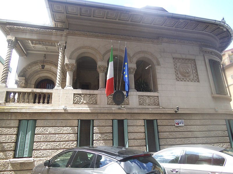 File:Italian Embassy Skopje.jpg
