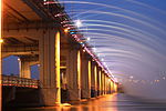 Jamsu Bridge Pelangi Fountain.jpg