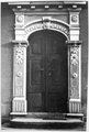 Dveře domu v Kamnitzerstrasse 156 (rok 1934)