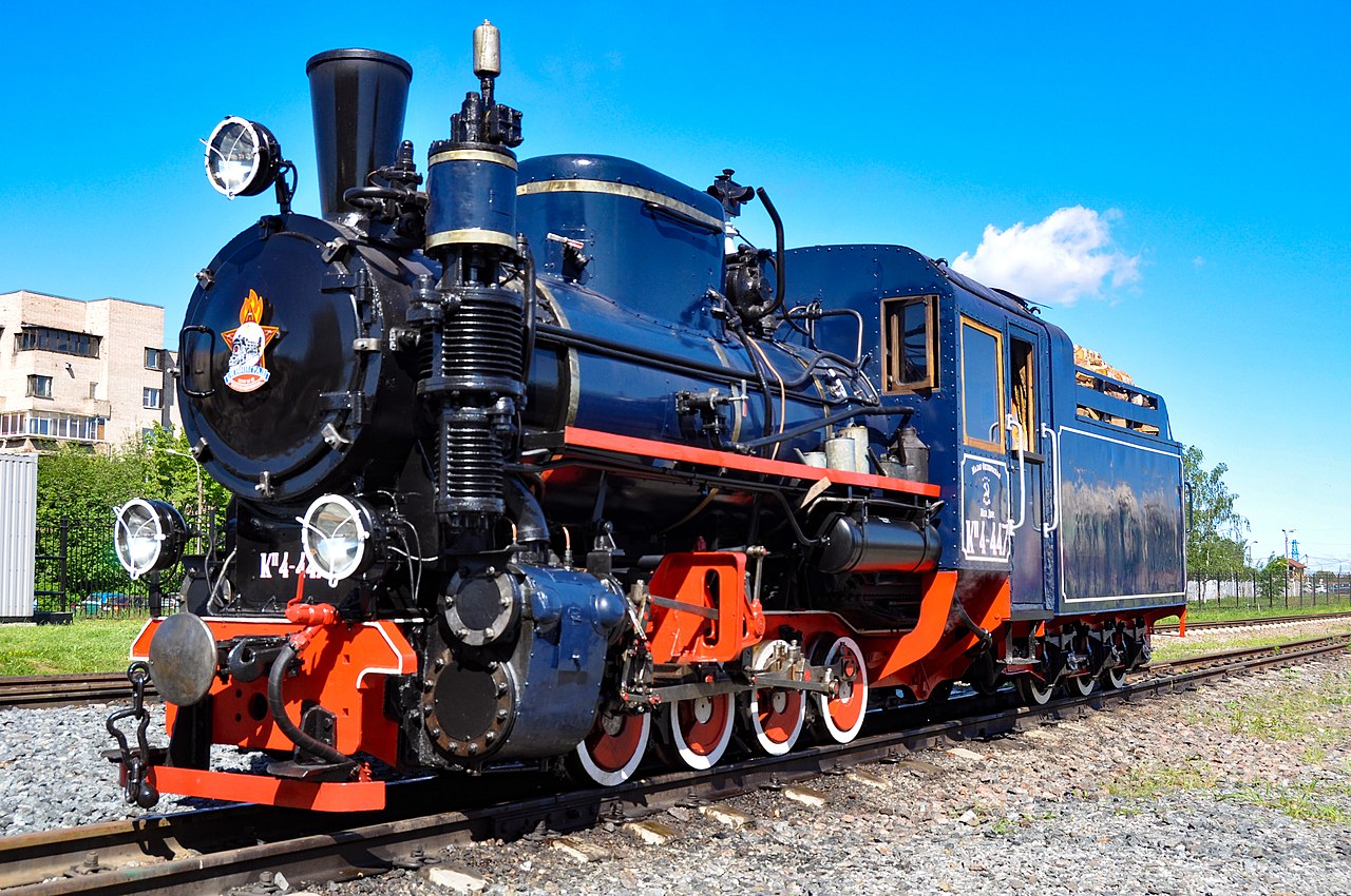 1280px-Kp4-447_locomotive_-_2019-06-01_-