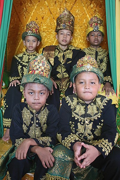 Acehnese boys