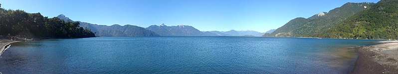 File:Lago Todos los Santos.jpg