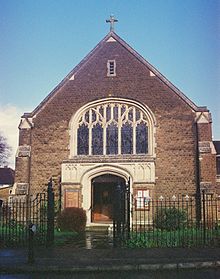 Front Entrance Leatherhead-OurLady&StPeter-WestEnd-03.JPG