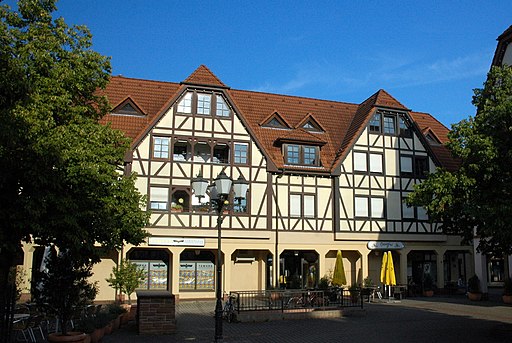 Leimen - Georgi-Marktplatz - 2016-08-15 18-58-22