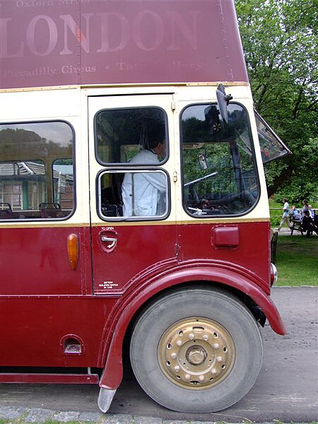 File:Leyland Titan PD2 (XMD 47A), Amberley museum shuttle bus, 15 June 2008 (2).jpg