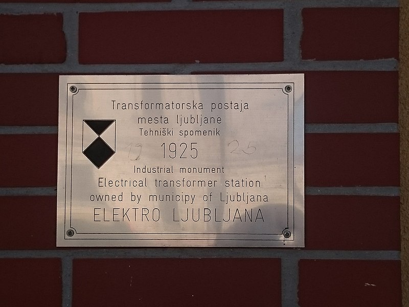 File:Ljubljana, transformer station "pri klavnici", industrial monument plate.JPG