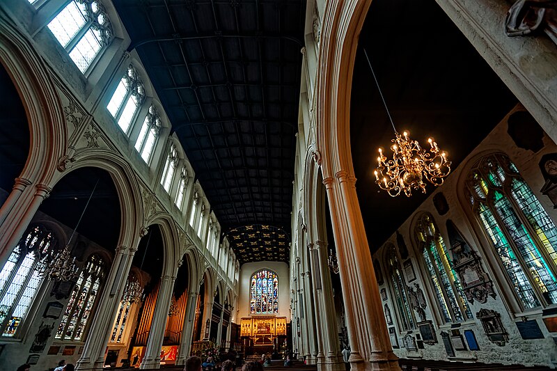 File:London - St Margaret's, Westminster 1523 - Church re-designed 1877 by Gothic Revival architect Sir George Gilbert Scott 20.jpg