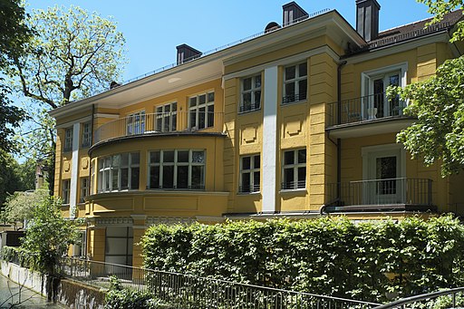 München-Schwabing Mandlstraße 14 177