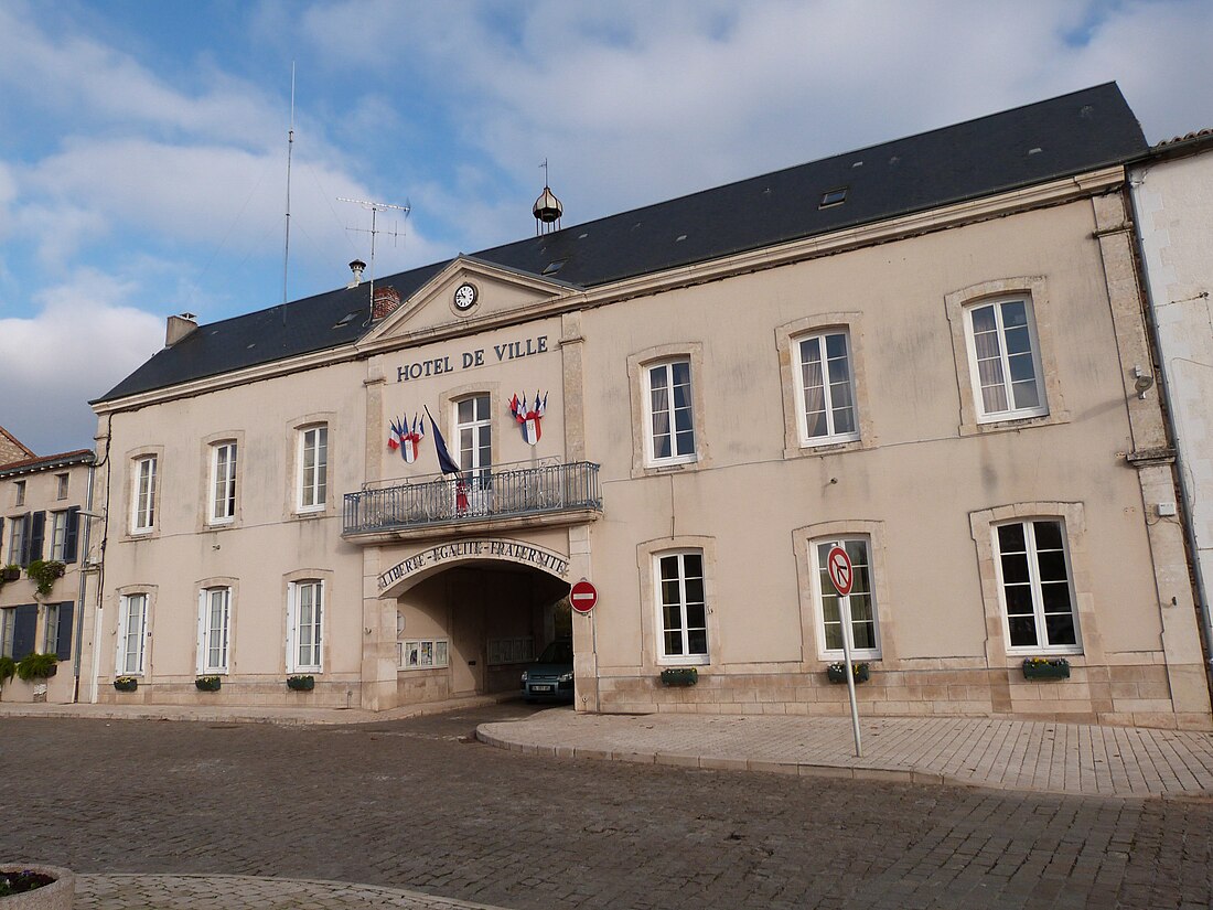 Lussac-les-Châteaux